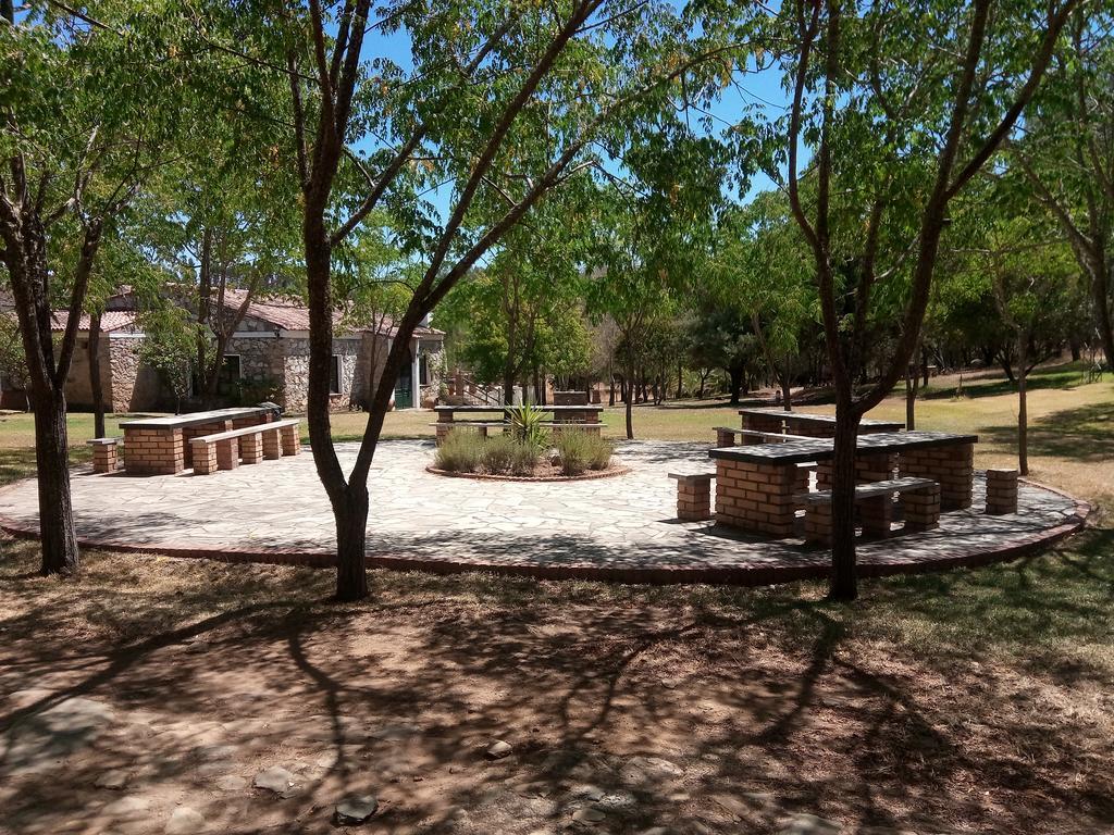 Complejo Rural Puerto Penas Aroche Exterior photo